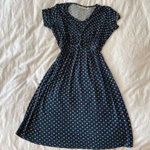 Jojo Maman Bébé size small nursing and maternity dress